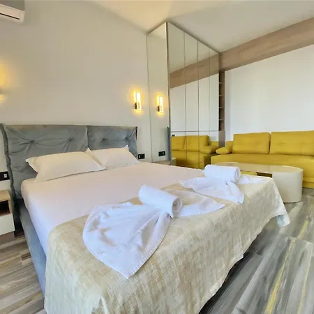 Appartamento Sud A Năvodari